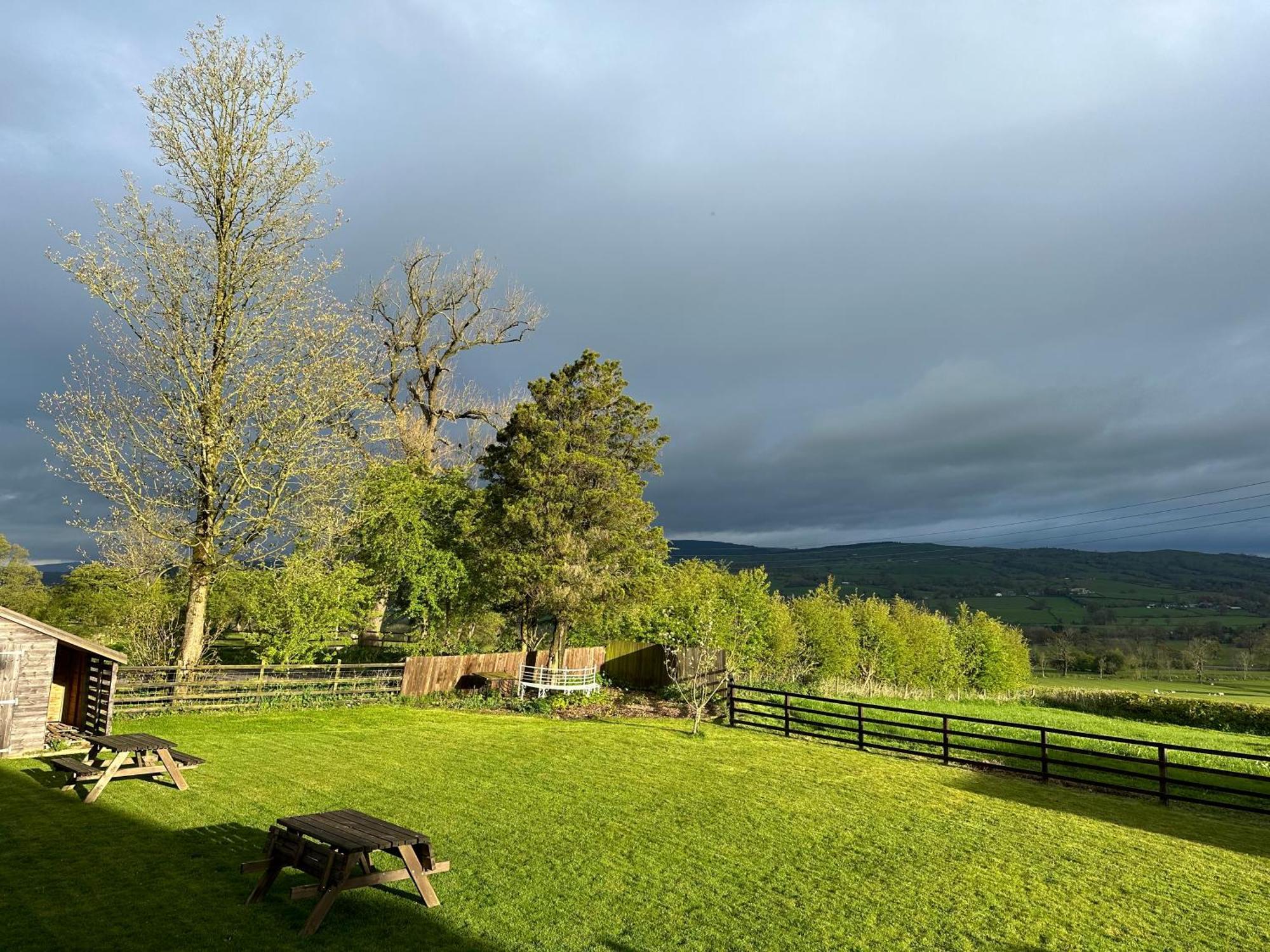 Greendale Teahouse And Rooms Chatburn Bagian luar foto